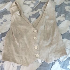 Abercrombie womens beige vest